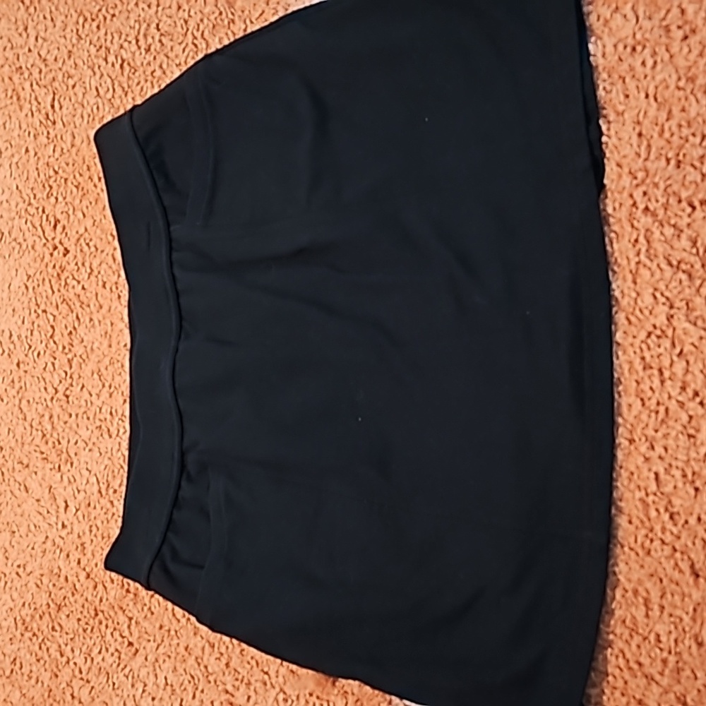 Kim Rogers Skort. Jersey Cotton. Size Large. 2 hip pockets.